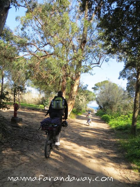 isola di porquerolles in bici con bambini